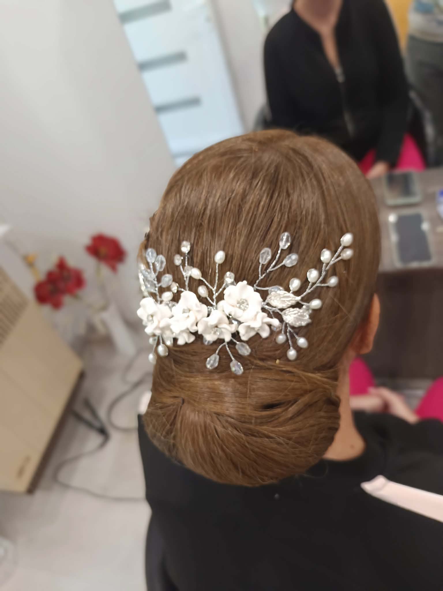Kíméletes hajszőkítés és hamvas szőke hajfestés sárgaság nélkül Pécsváradon